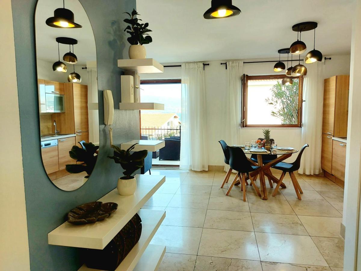 Apartment Livia Slatine Extérieur photo